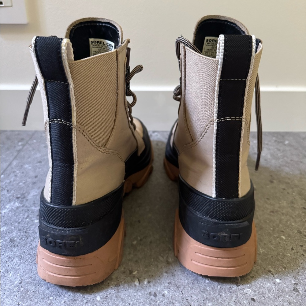 Sorel Brex Lace Up Black and Tan Waterproof Boots - Picture 2 of 3